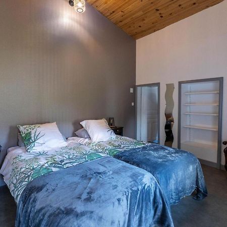 Chambre D'Hote De La Petite Toscane D'Auvergne Bed and Breakfast Isserteaux Exterior foto
